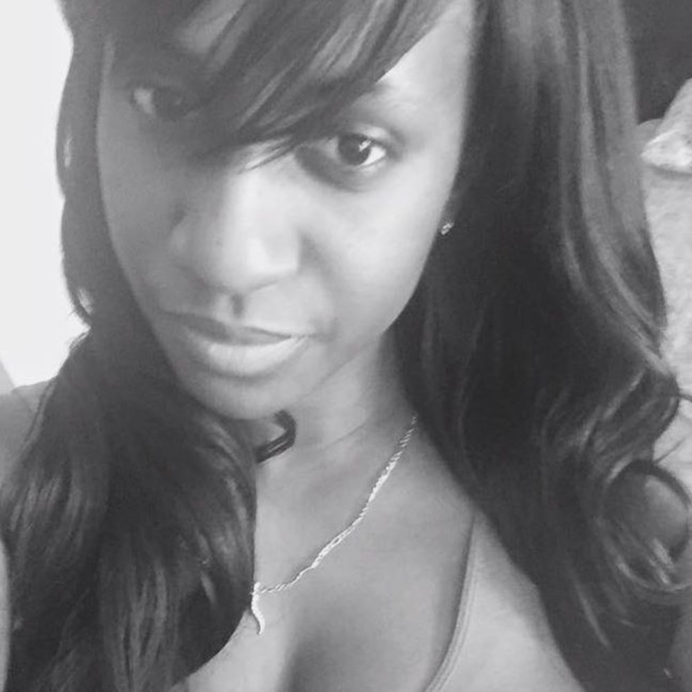 Meet your Posher, Mellie